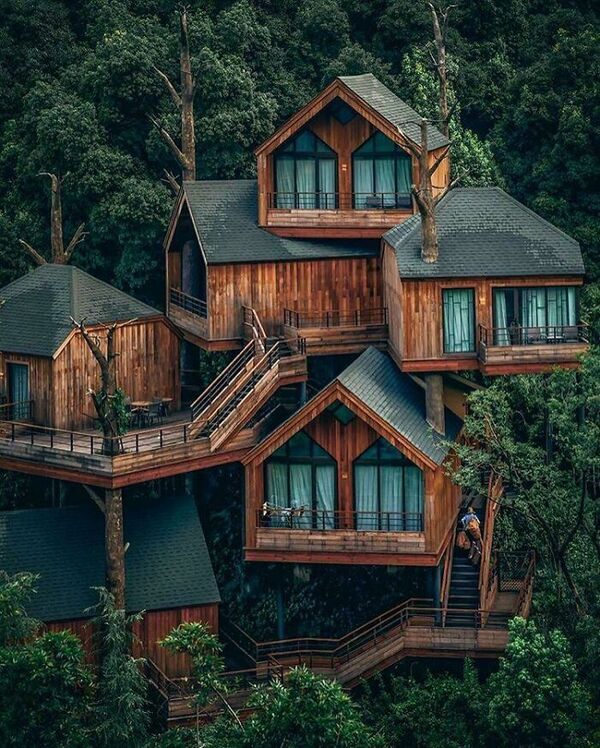 1111950