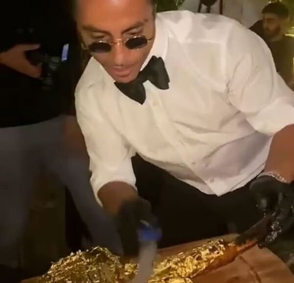 1116033