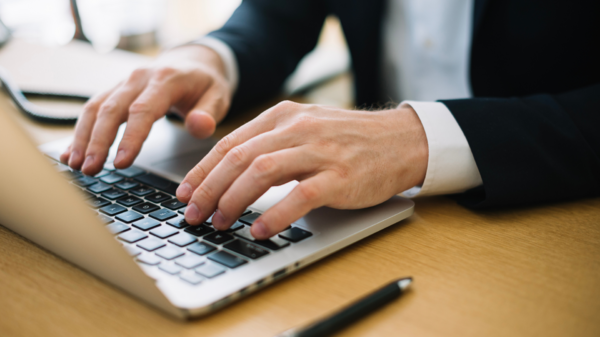 1120934