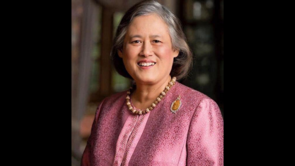 泰王妹妹詩琳通公主心律異常送醫