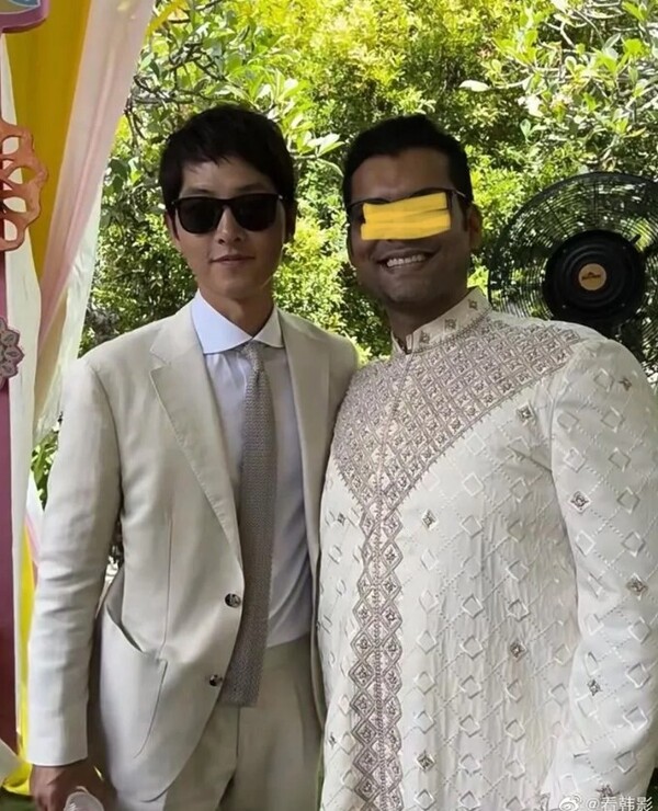 宋仲基出席女友表妹婚禮